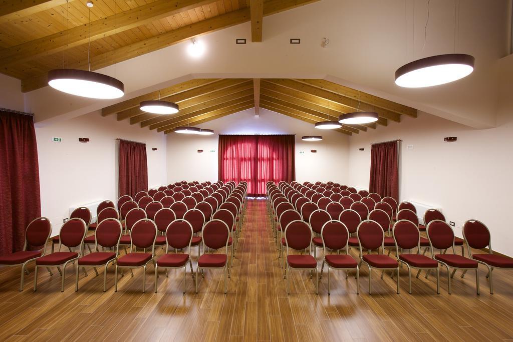 באסטיה אומברה Relais Villa Giulia מראה חיצוני תמונה